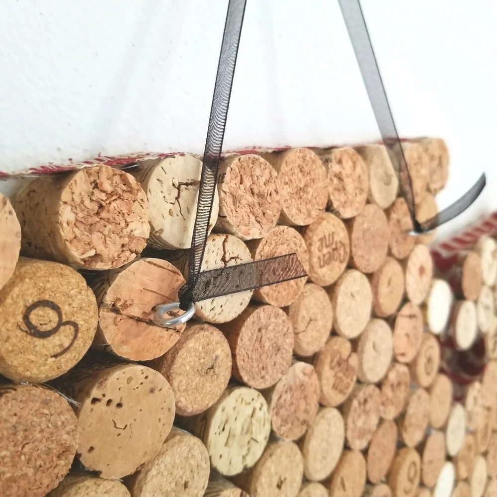 Wall decor Washington shaped cork board